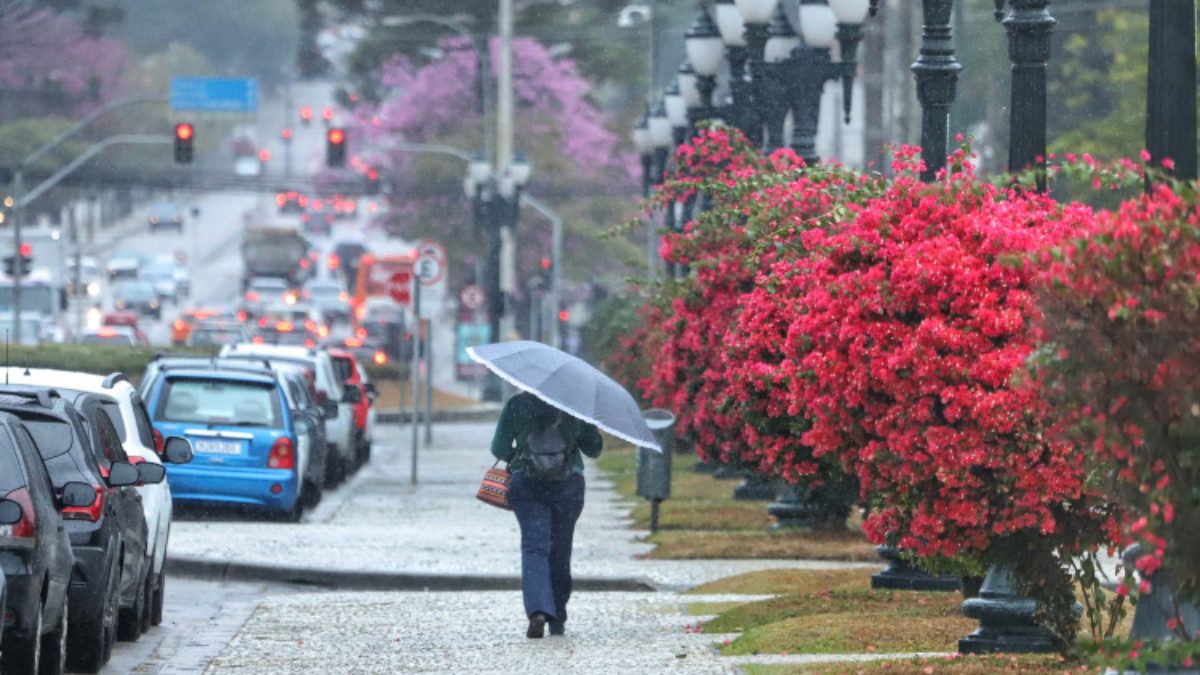 Semana no Paraná será de calor e chuvas isoladas em algumas regiões