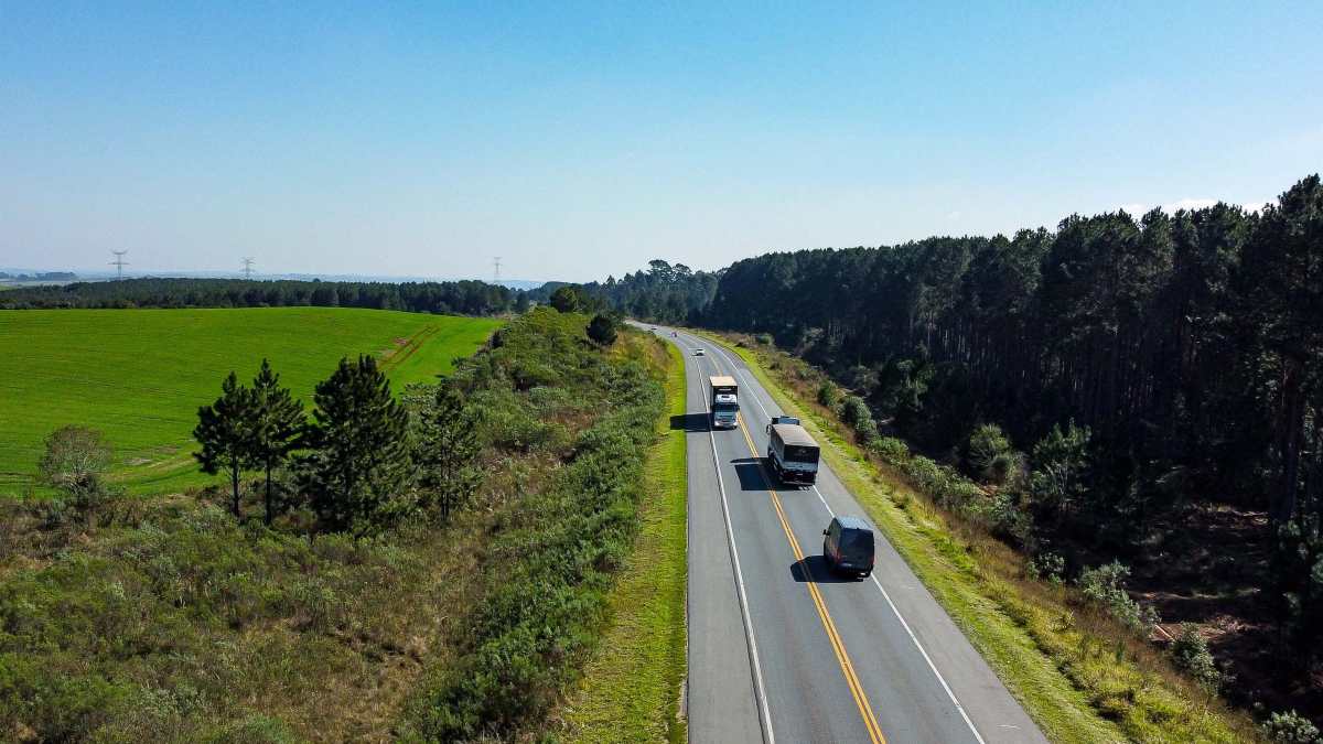 Mais de 50 radares serão instalados nas rodovias do PR; tema é destaque do Jornal da Manhã