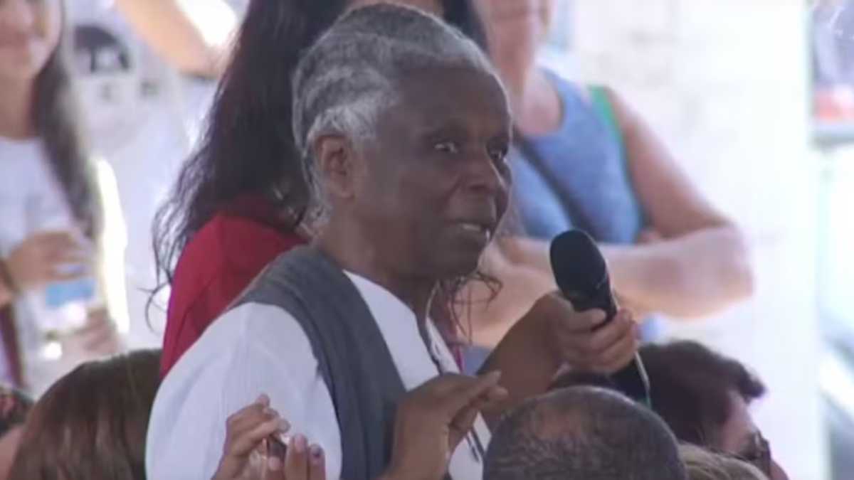 Morre em Curitiba a professora que emocionou a FLIP falando sobre racismo