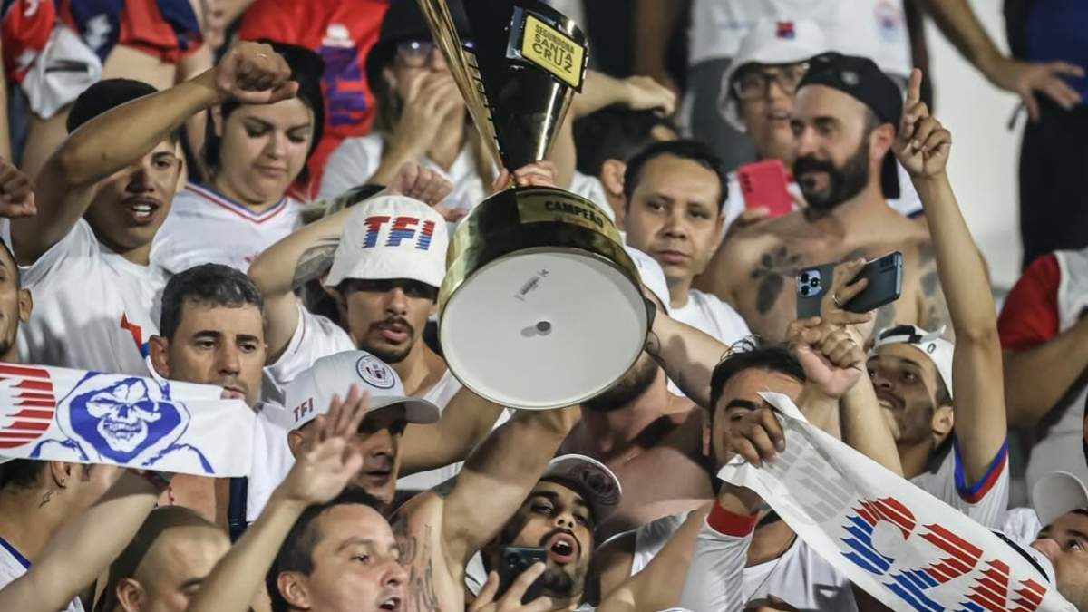 Torcida do Paraná esgota ingressos de visitante de estreia contra Athletico