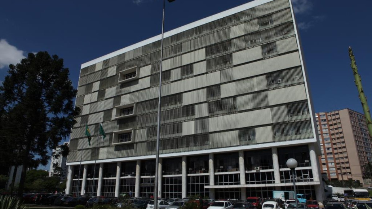 O ano que ainda está começando reserva grandes oportunidades aos interessados em vagas de nível médio nos concursos públicos. Além de certames já confirmados, como o da Empresa Brasileira de Pesquisa Agropecuária (Embrapa), vários outros concursos são aguardados para este ano.